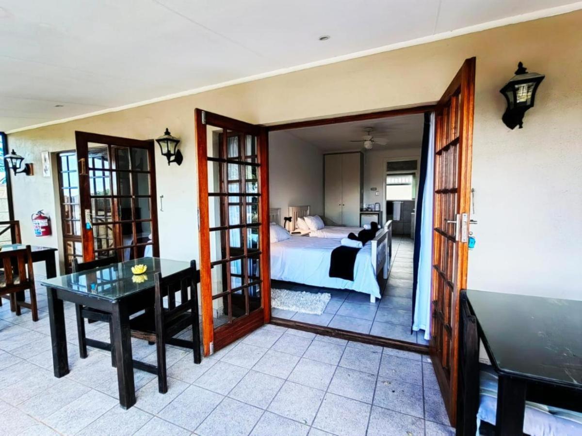 Aviators Paradise Guest House Mossel Bay Eksteriør billede